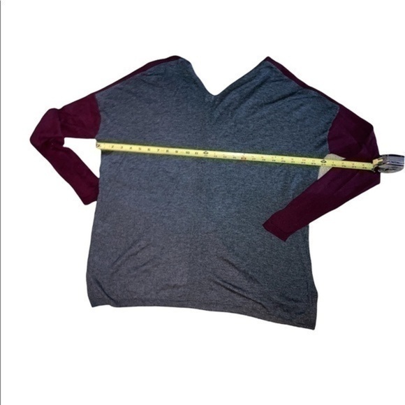 Vince gray burgundy wool blend sweater